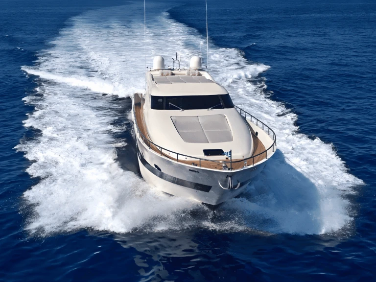 Tecnomar Tecnomar Velvet 83 te huur van particulier of professional in Palaio Faliro
