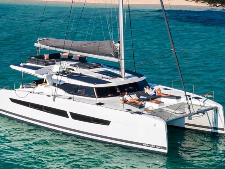 Fountaine Pajot Aura 51 te huur van particulier of professional in Cannes