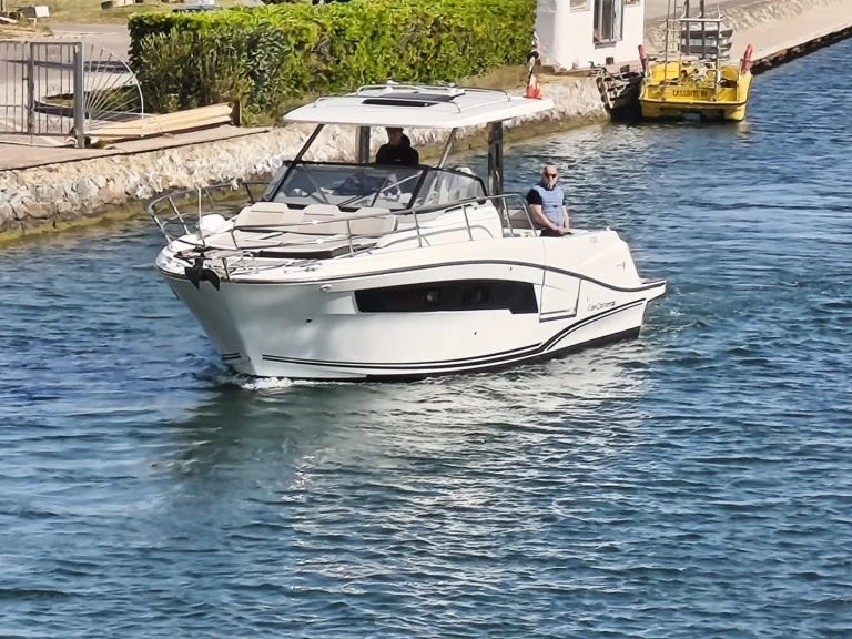 Bootverhuur Jeanneau Cap Camarat 10.5 WA in Empuriabrava via SamBoat