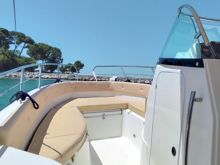 Huur een Marinello Eden 26 Open in Poreč