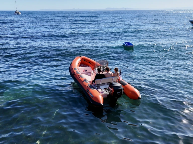 Jachthuur in Roses - Valiant V 620 Sport via SamBoat