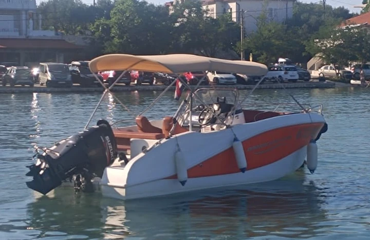 Bootverhuur Supetarska Draga goedkoop Barracuda 545 Open