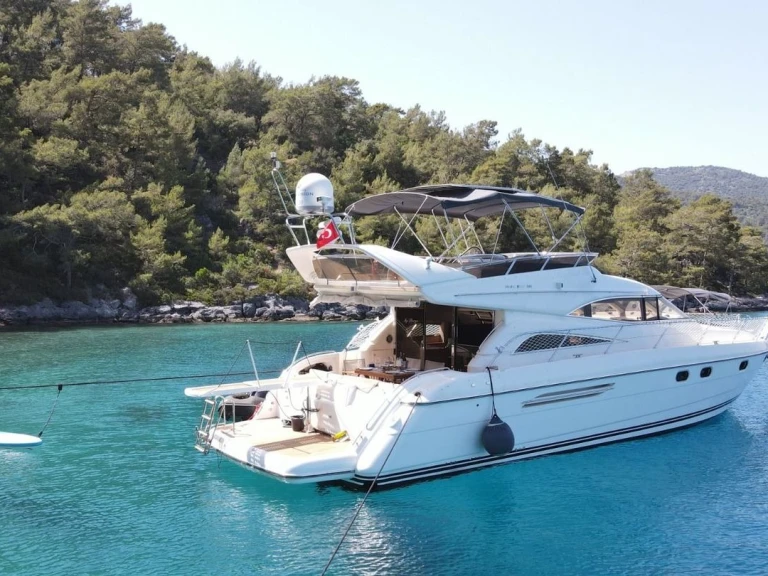 Huur Motorboot met of zonder schipper Custom Made in Göcek
