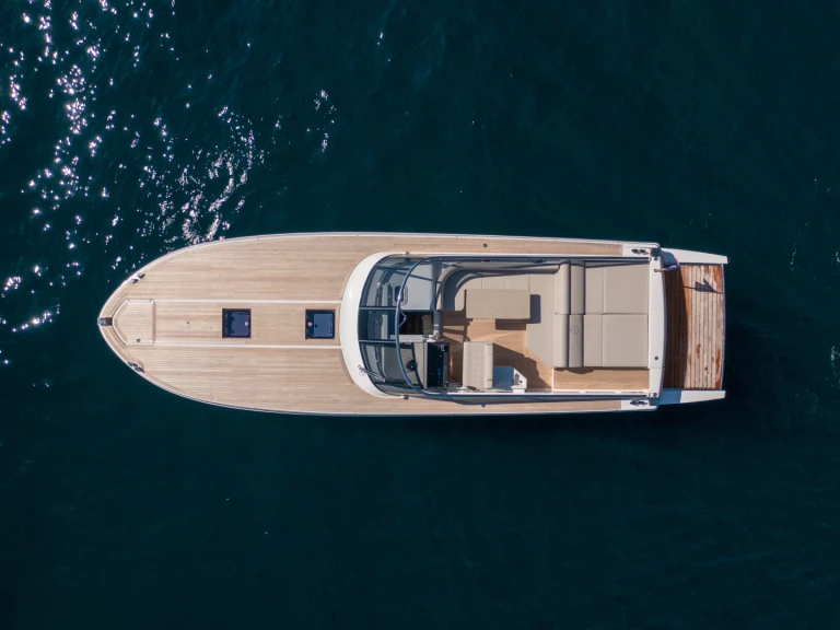Bootverhuur Saint-Tropez goedkoop Itama 45