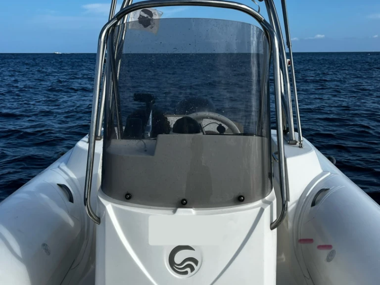 RIB te huur in Porto-Vecchio voor de beste prijs