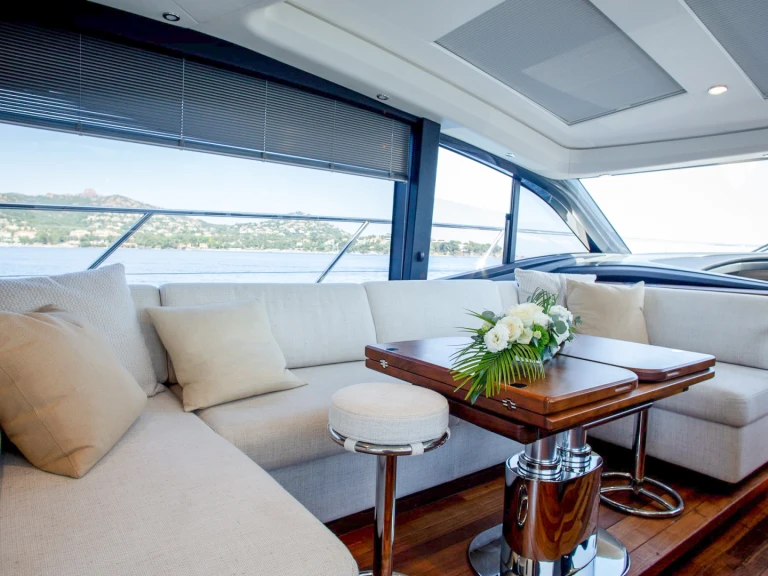 Verhuur Motorboot Princess met vaarbewijs