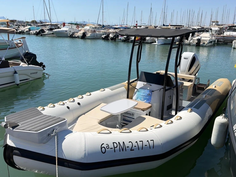 Bootverhuur Alcúdia goedkoop Hurricane 733