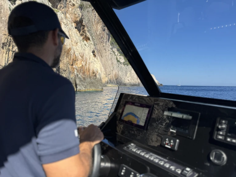 Huur RIB met of zonder schipper Mazziena in Zakynthos
