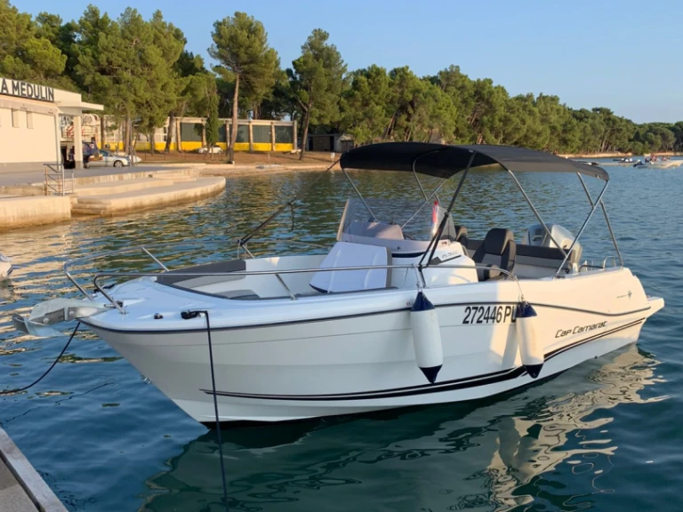 Bootverhuur Pula goedkoop Cap Camarat 6.5 CC