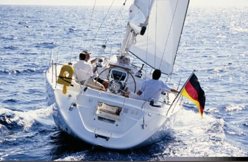 Bootverhuur Ávdira goedkoop Bavaria 38