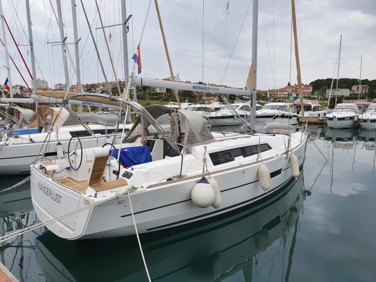Jachthuur in Kos - Dufour Dufour 382 Grand Large via SamBoat
