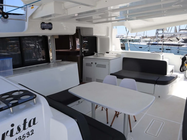 Catamaran te huur in Álimos voor de beste prijs