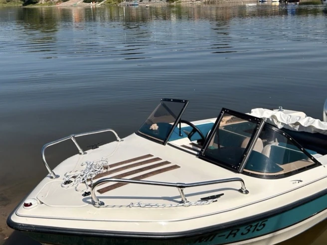 Motorboot te huur in Kreisfreie Stadt Wolfsburg voor de beste prijs