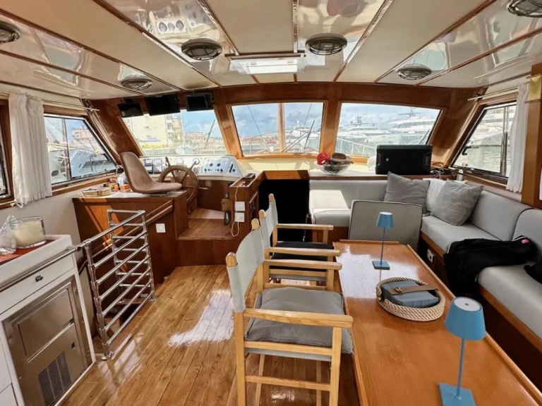 Verhuur Motorboot Gulet met vaarbewijs