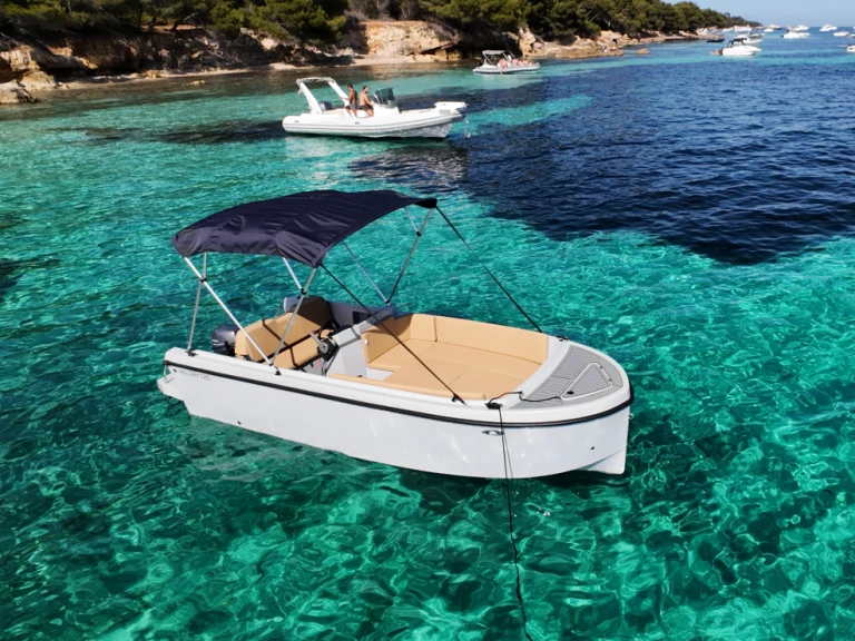 Jachthuur in Mandelieu-la-Napoule - Poseidon BlueWater 170 via SamBoat