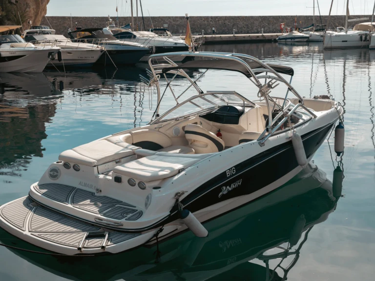Motorboot te huur in La Herradura voor de beste prijs