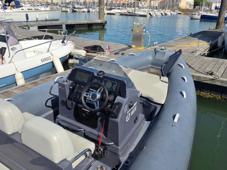 Bootverhuur Les Sables-d'Olonne goedkoop Medline 7.5