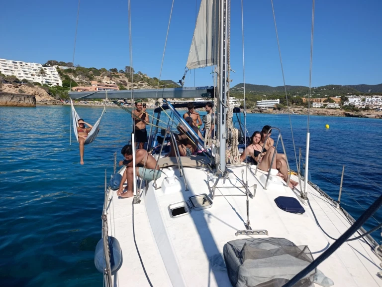 Jeanneau Sun Odyssey 44 te huur van particulier of professional in Sant Antoni de Portmany