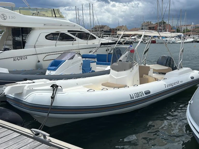 Jachthuur in Porto-Vecchio - Capelli Tempest 700 Sun via SamBoat