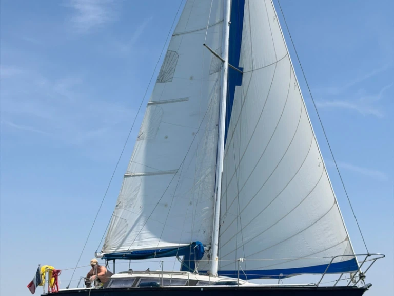 Bootverhuur Dufour Dufour 28 Mezzo in La Rochelle via SamBoat