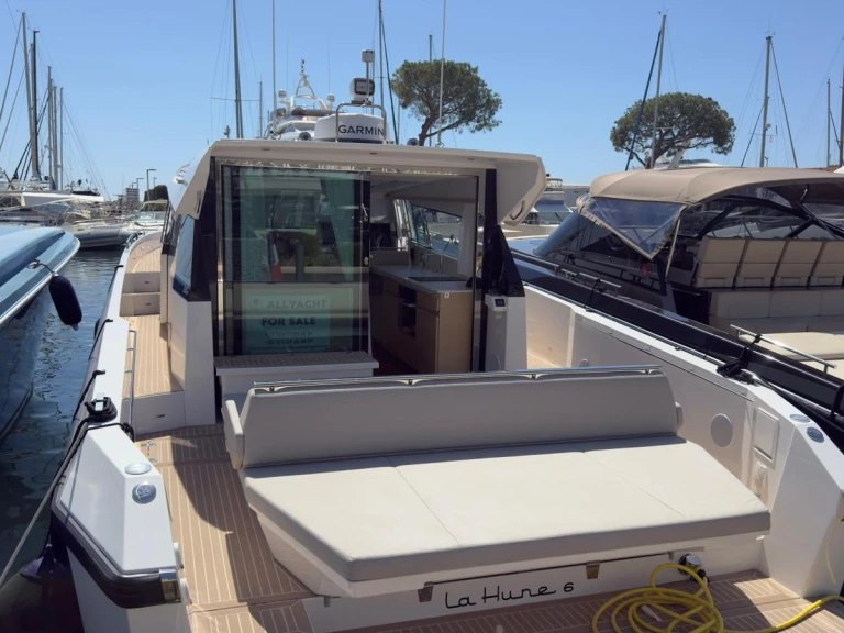 Motorboot te huur in Beaulieu-sur-Mer voor de beste prijs