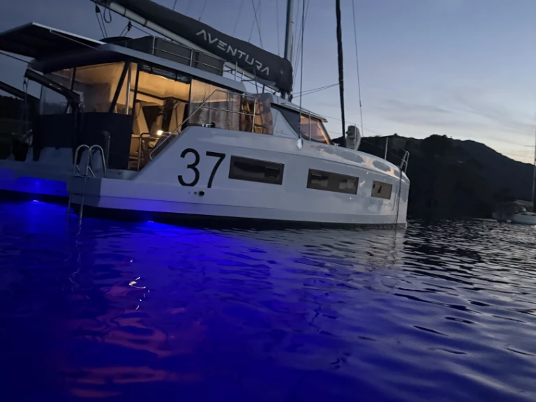 Bootverhuur Le Grau-du-Roi goedkoop Aventura 37
