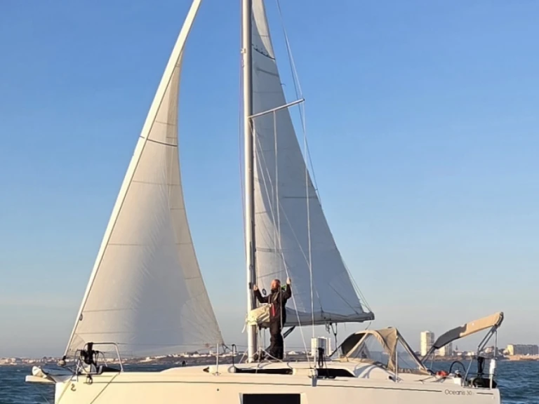 Bootverhuur Les Sables-d'Olonne goedkoop Oceanis 30.1