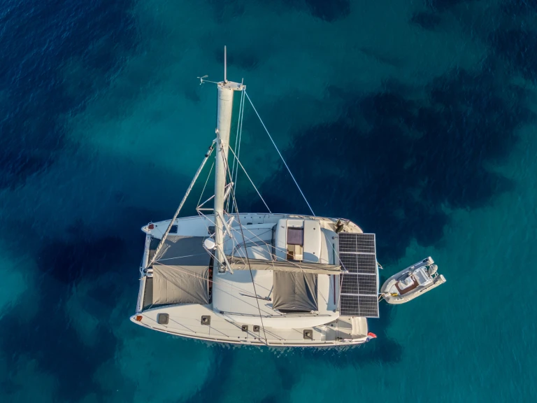 Jachthuur in Ajaccio - Lagoon Lagoon 450 Sport Top via SamBoat