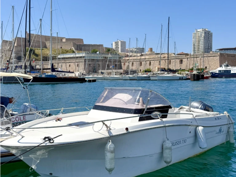 Motorboot te huur in Marseille voor de beste prijs