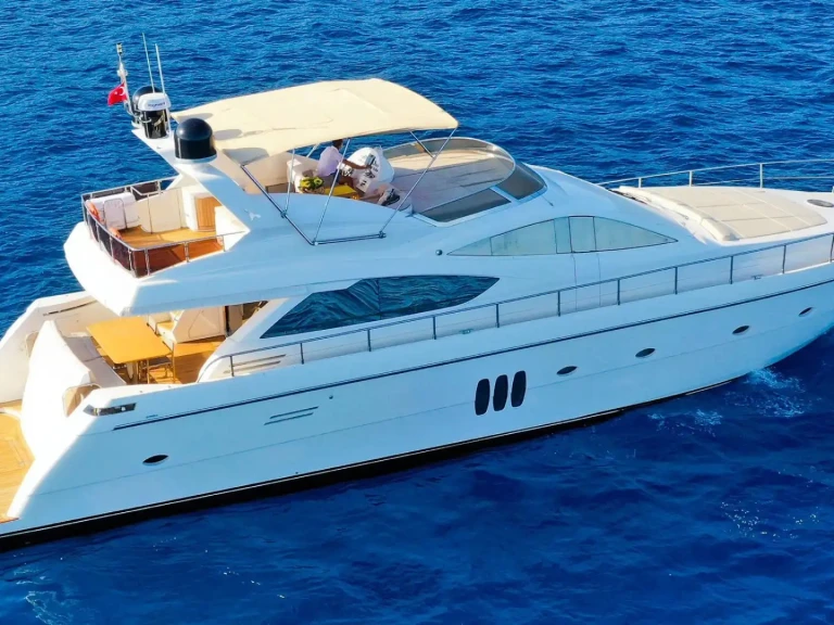Huur een Custom Made Custom made in Göcek