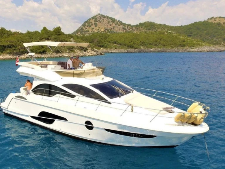 Motorboot te huur in Göcek voor de beste prijs