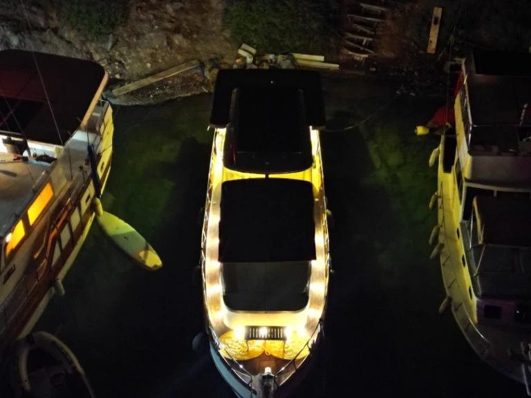 Huur Motorboot met of zonder schipper Custom Made in Göcek