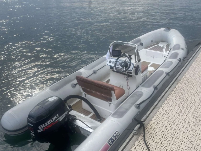 Verhuur RIB Valiant met vaarbewijs
