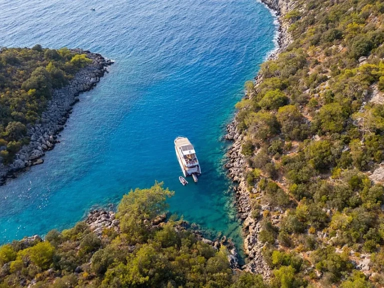 Huur Motorboot met of zonder schipper Custom Made in Göcek