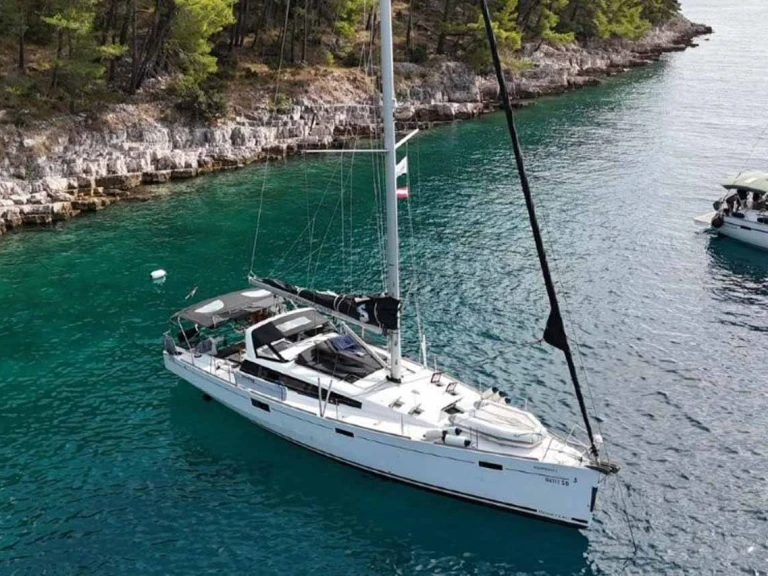 Verhuur Zeilboot in Murter-Kornati - Bénéteau Sense 50