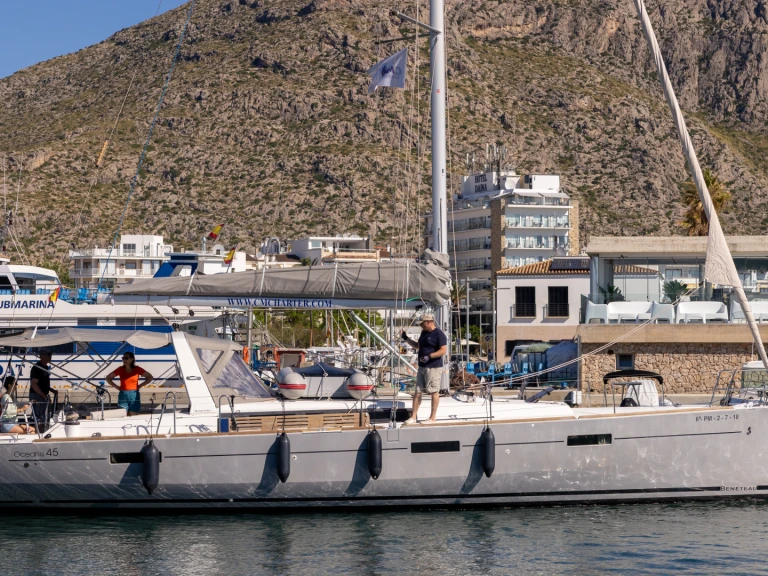 Jachthuur in Port de Pollença - Bénéteau Oceanis 45 via SamBoat