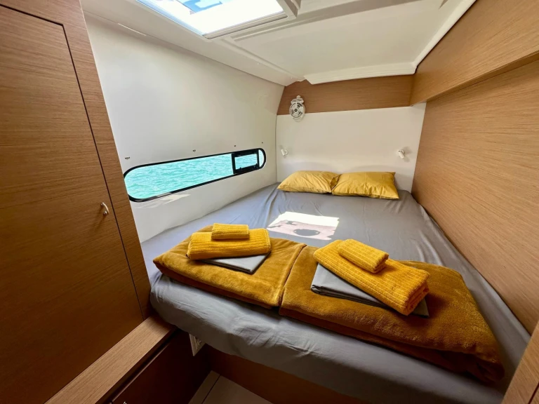 Catamaran te huur in Port de Pollença voor de beste prijs