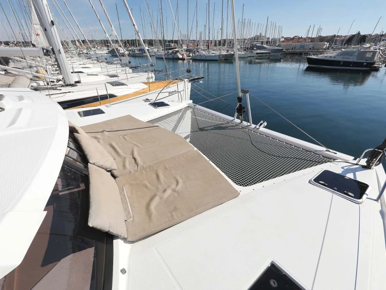 Verhuur Catamaran in Trogir - Fountaine Pajot Lucia 40