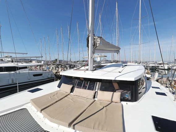 Bootverhuur Fountaine Pajot Lucia 40 in Trogir via SamBoat