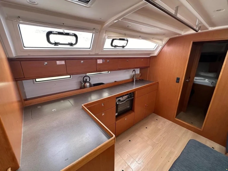 Verhuur Zeilboot in Izola - Bavaria Cruiser 46