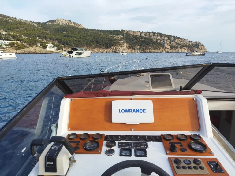 Bootverhuur Guy Couach Guy Couach 1000 Sport in Port d'Andratx via SamBoat