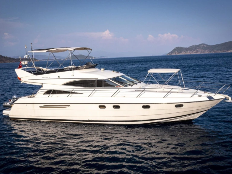 Motorboot te huur in Göcek voor de beste prijs