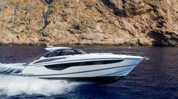 Huur Motorboot met of zonder schipper Princess in Port de Sitges Aiguadolç