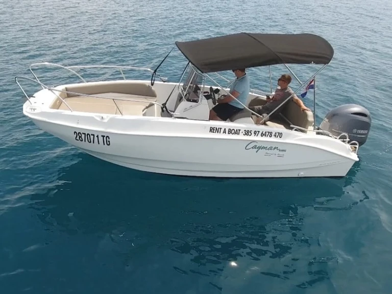 Verhuur Motorboot in Trogir - speedy Cayman 585