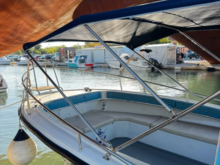 Bootverhuur Trogir goedkoop Ski Nautique 196
