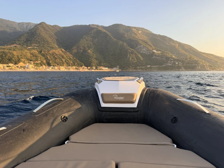 Verhuur Motorboot in Reggio Calabria - Ranieri Ranieri Cayman 28.0 Executive