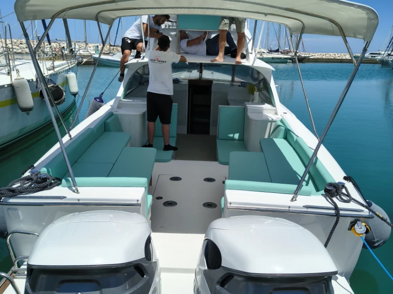 Jachthuur in Porto Pozzo - Bertram 31 via SamBoat