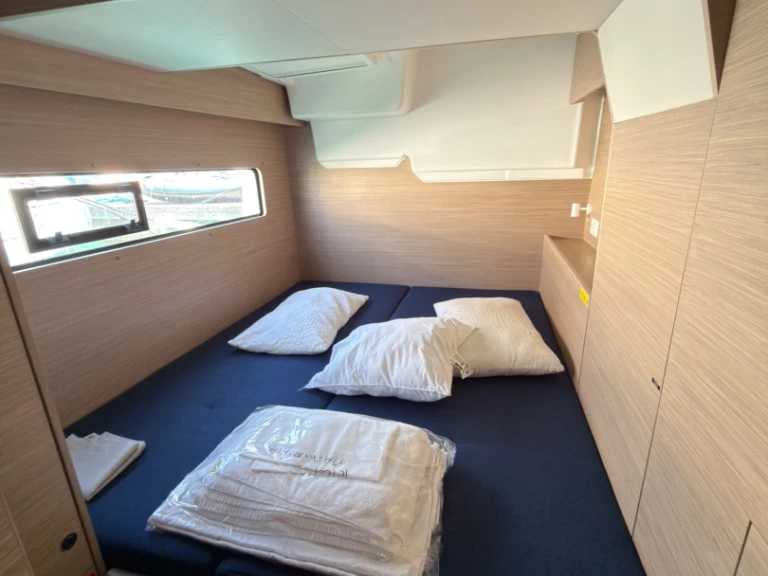 Huur Catamaran met of zonder schipper Lagoon in Furnari