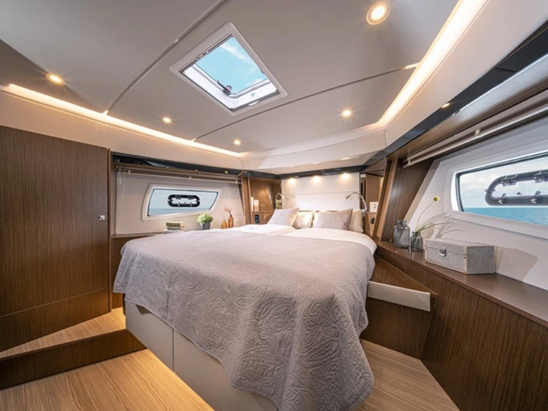 Verhuur Motorboot Bavaria met vaarbewijs
