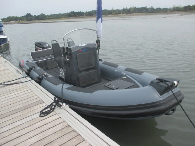 Huur RIB met of zonder schipper Searib's in Vannes